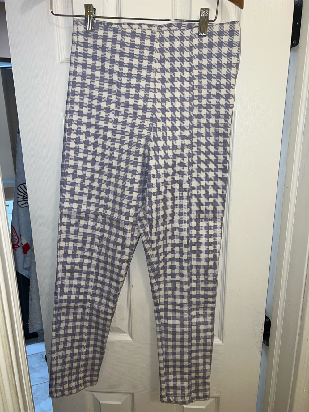 Forever21 Gingham High-Waist Trousers in Lavender & White